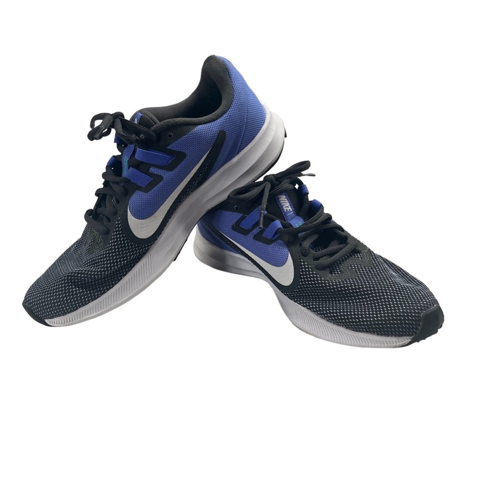 Nike Women’s DOWNSHIFTER 9 size 7.5
